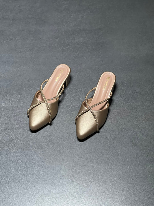 WOKEN ELEGANT GOLD-TONE STONE STRAP HEEL SHOE MD110