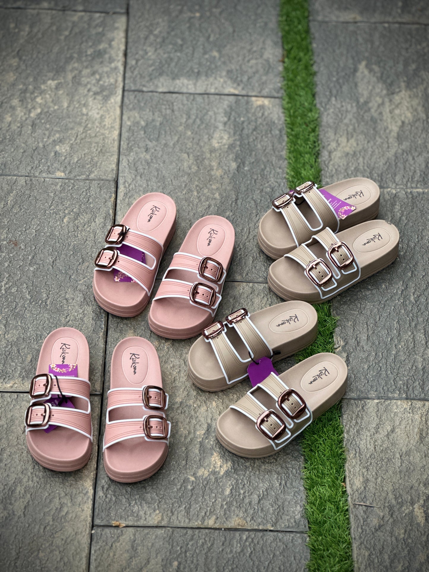 WOMEN MINIMAL LUXE SLIDE SANDALS