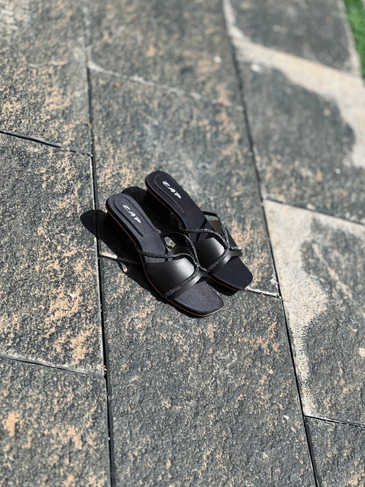 WOMEN BLACK RHINESTONE STRAP BLOCK HEELS SN20